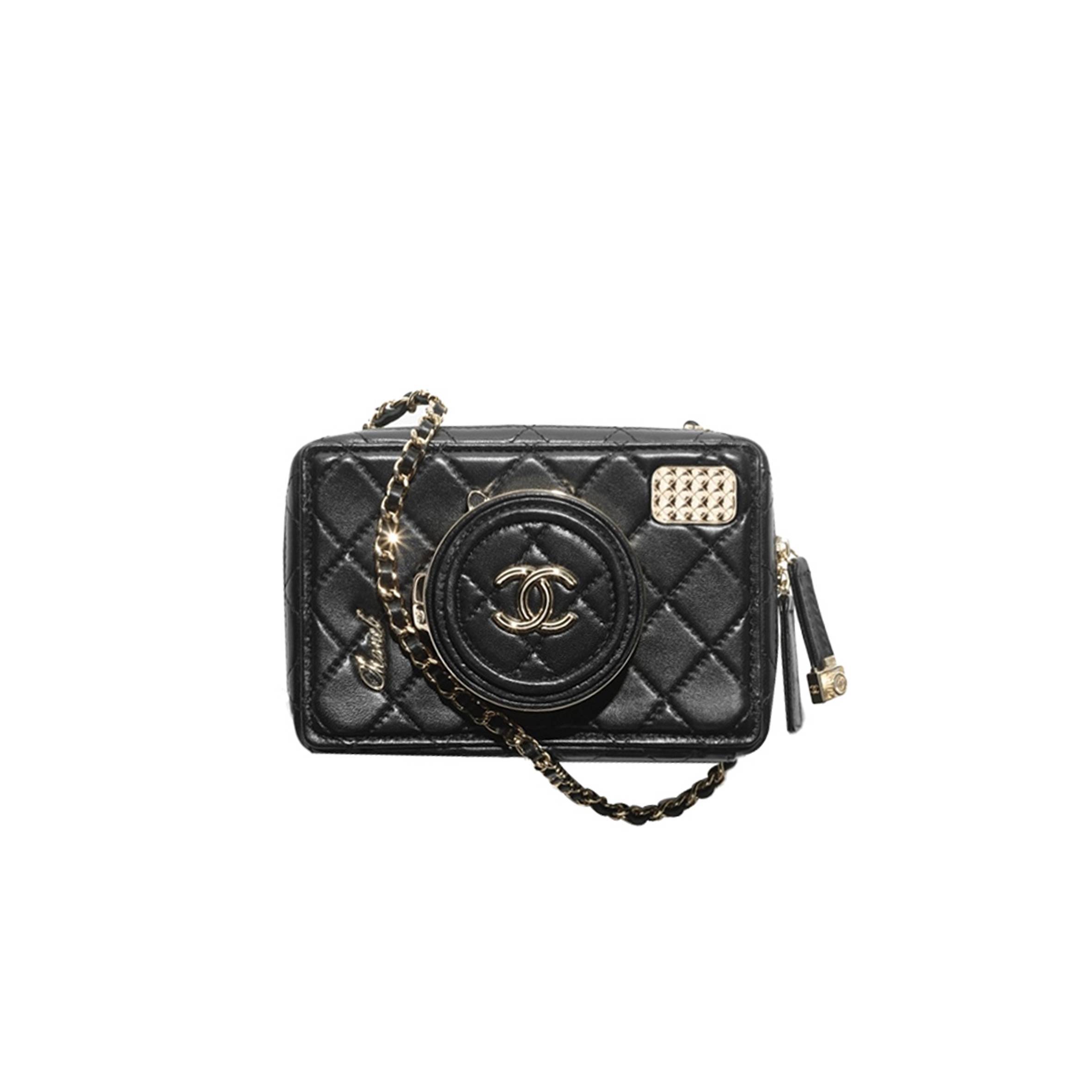 CHANEL MASTER CAMERA BAG BLACK LAMBSKIN LIGHT GOLD HARDWARE AS4817 (16*11.5*6cm)